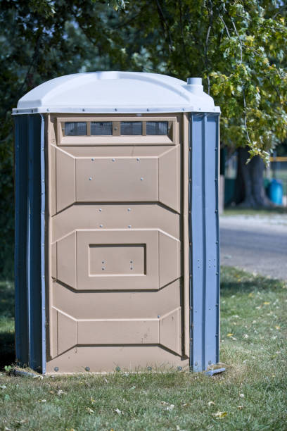 Best Portable bathroom rental  in Larkspur, CA