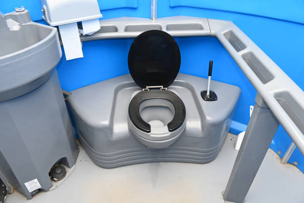 Porta potty rental for outdoor events in Larkspur, CA